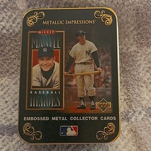 NWOT ONE SET of Micke Mantle Baseball Heroes Embossed Metal Collector Cards SET.